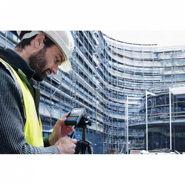 Лазерный дальномер Bosch GLM 150-27 C Professional (0.601.072.Z00) Лазерный дальномер Bosch GLM 150-27 C Professional (0.601.072.Z00)