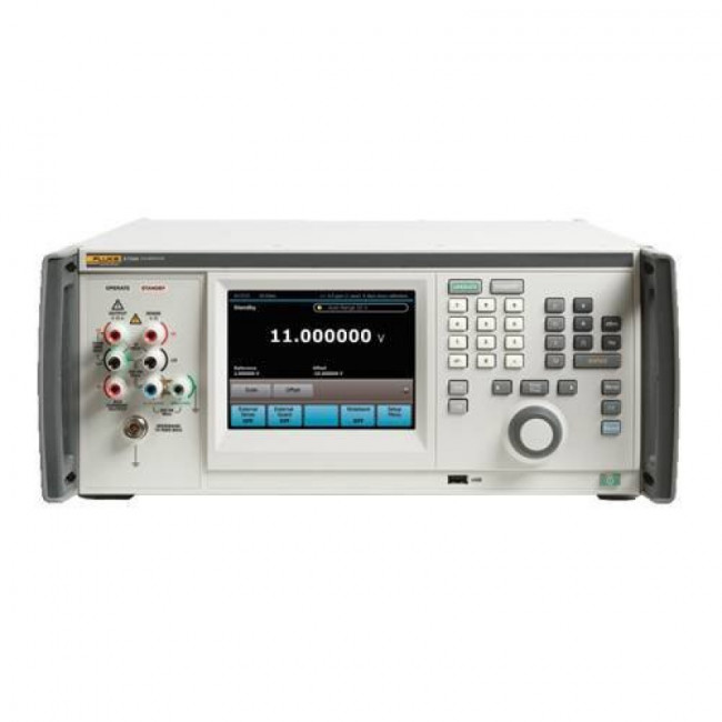 Высокопроизводительный многофункциональный калибратор Fluke 5730A 230 Высокопроизводительный многофункциональный калибратор Fluke 5730A 230