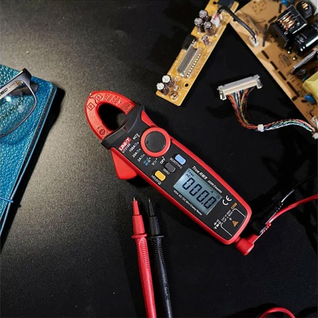 Токовые клещи UNI-T UT210E Токовые клещи UNI-T UT210E