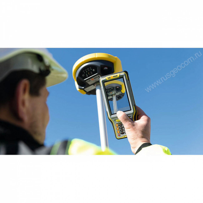 GNSS приемник GeoMax Zenith40 Base (GSM-UHF) GNSS приемник GeoMax Zenith40 Base (GSM-UHF)