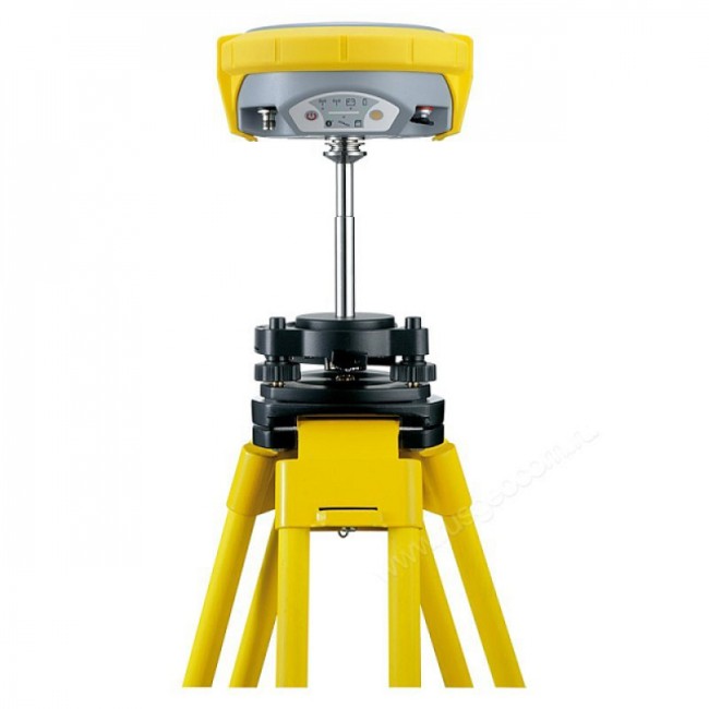 GNSS приемник GeoMax Zenith15 Rover (GSM) xPad Win GNSS приемник GeoMax Zenith15 Rover (GSM) xPad Win