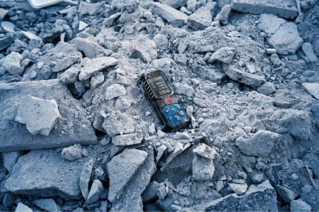 Лазерный дальномер Bosch GLM 50-27 CG Professional (0.601.072.U00) зелёный Лазерный дальномер Bosch GLM 50-27 CG Professional (0.601.072.U00) зелёный